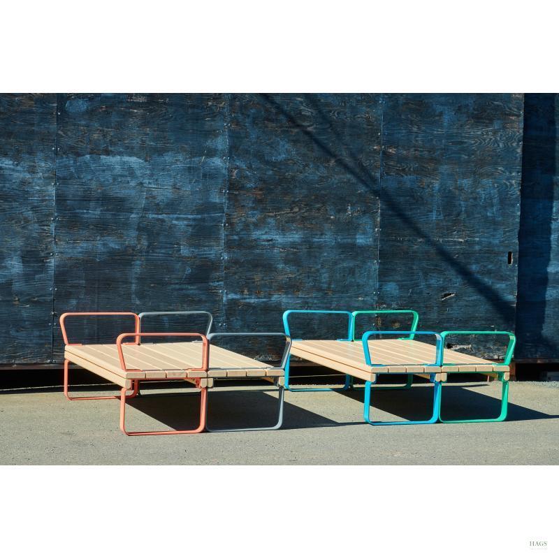 HAGS Rosenlund Standard Park Bench with Armrests (Color: Red / Material: Wood) (8076979)
